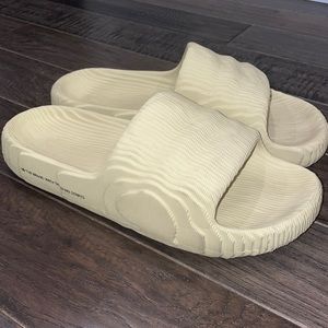Adidas adilette 22 slide sandals